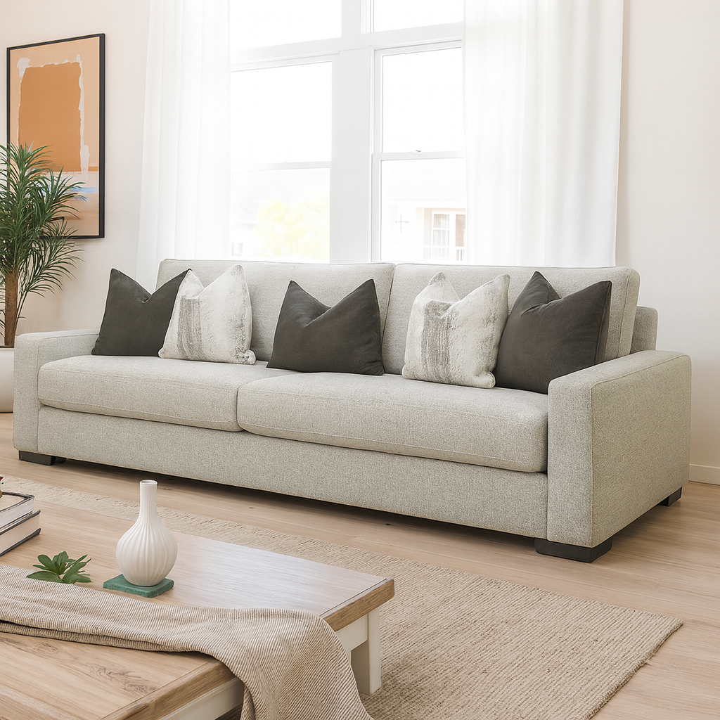 Romsey Sofa With Set